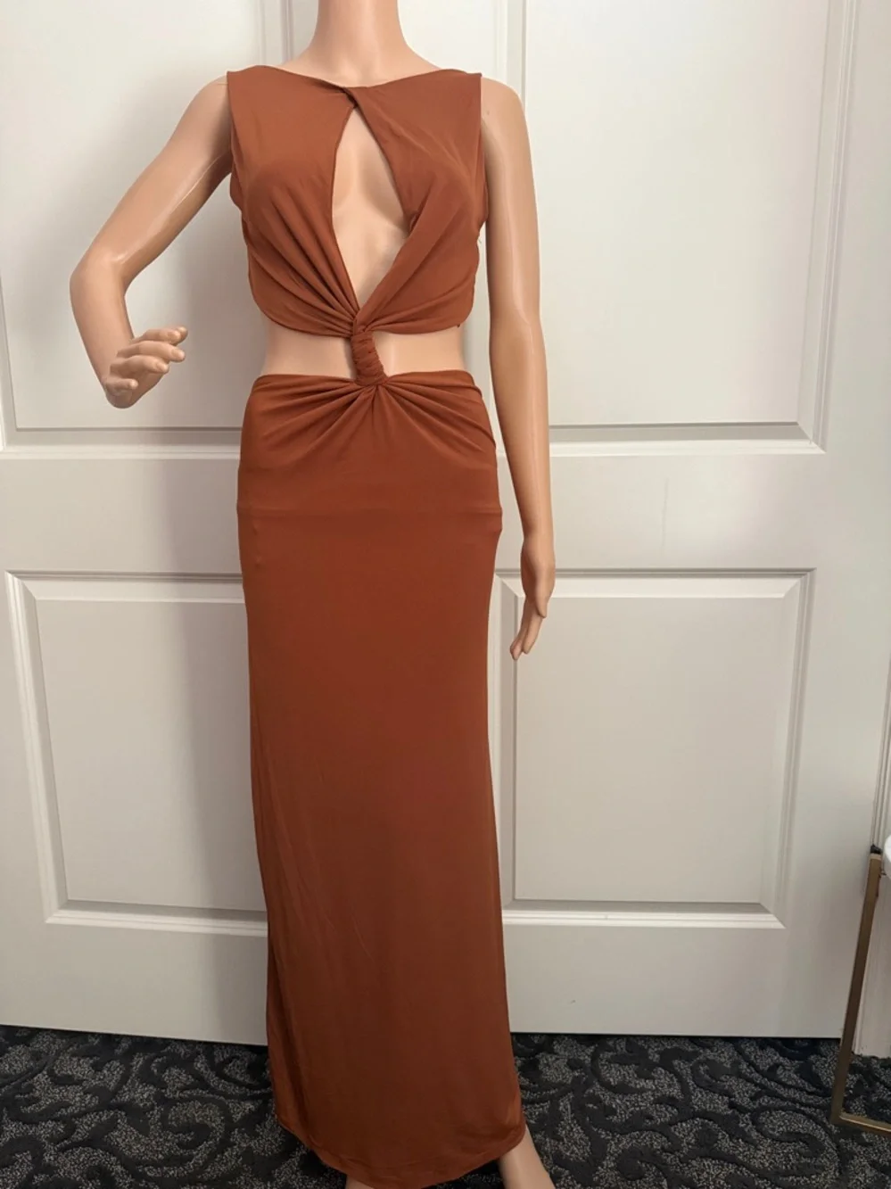 New Zara Rust Brown Cutout Twist Maxi Dress - Picture 10 of 11
